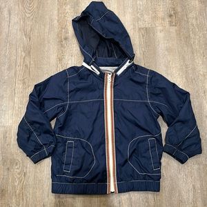 Old Navy 5T kids lightweight navy blue jacket with stripe detail in zipper.